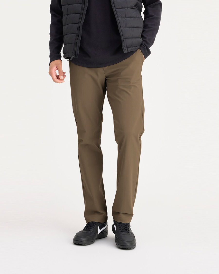 Front view of model wearing Otter Go Airweave Chino, Slim Fit.