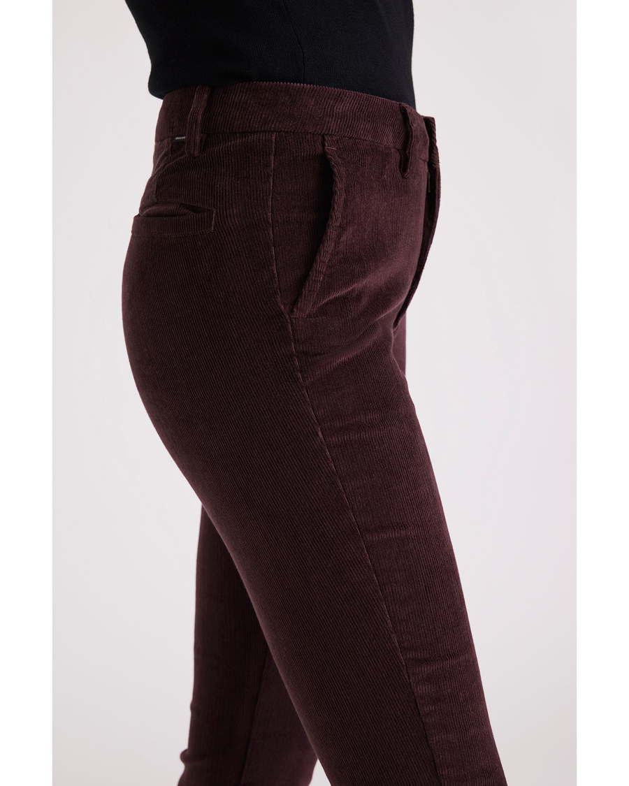 Side view of model wearing Winetasting Weekend Chinos, Skinny Fit.